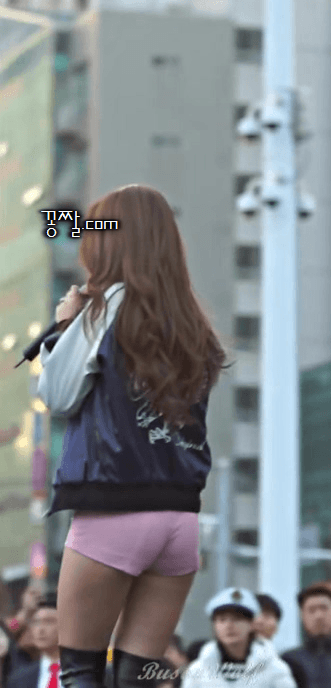 씨스타 소유 뒤태