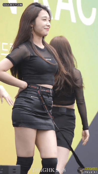 탄탄한 정은지 몸매