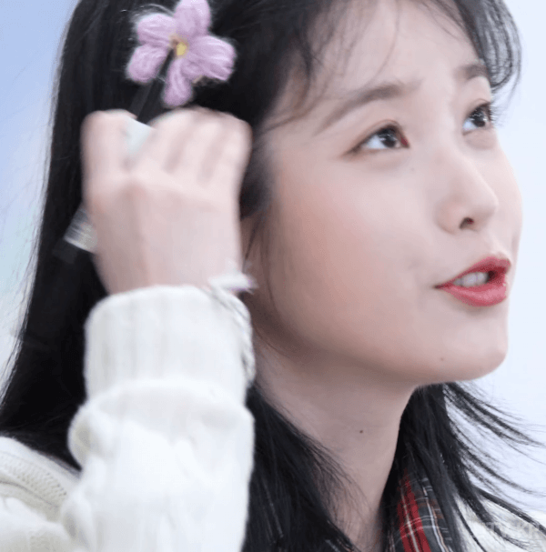 팬사인회 아이유