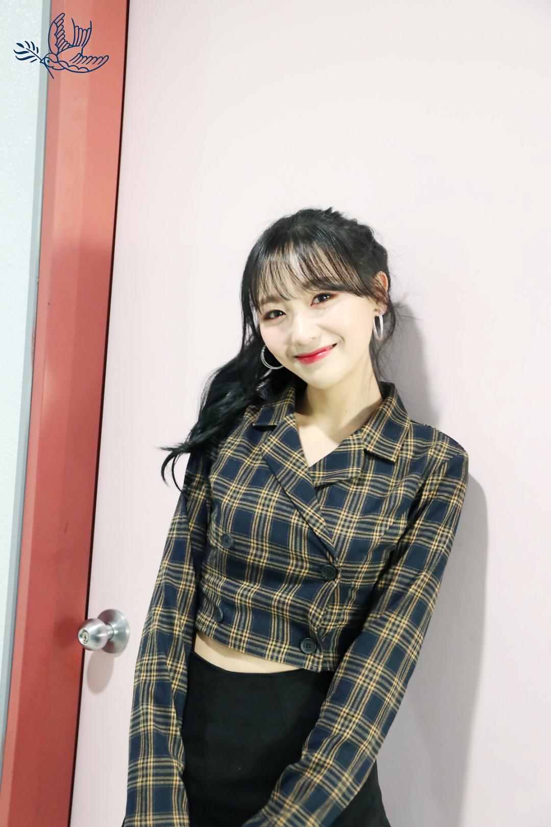 Lovelyz 소중했던 기억들로 Rewind 스압~