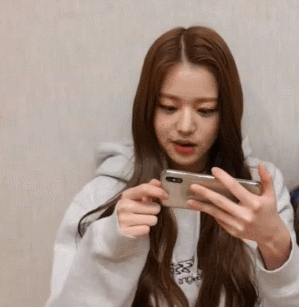 어제자 V앱 귀여운 장원영