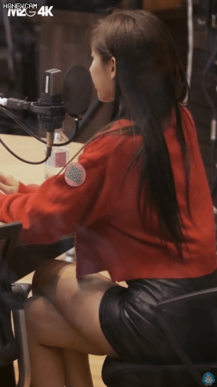 러블리즈 예인이 허벅지
