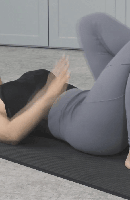 브릿지 자세 망사나시 검정브라.gif