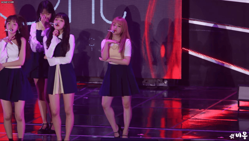 KB Liiv 아이즈원(IZONE) 야부키나코