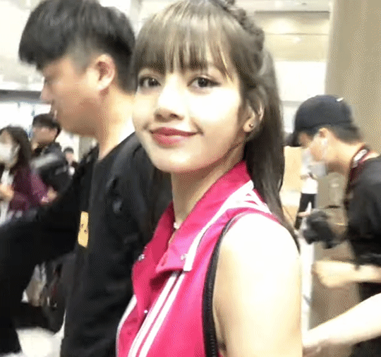 블랙핑크 리사 입국