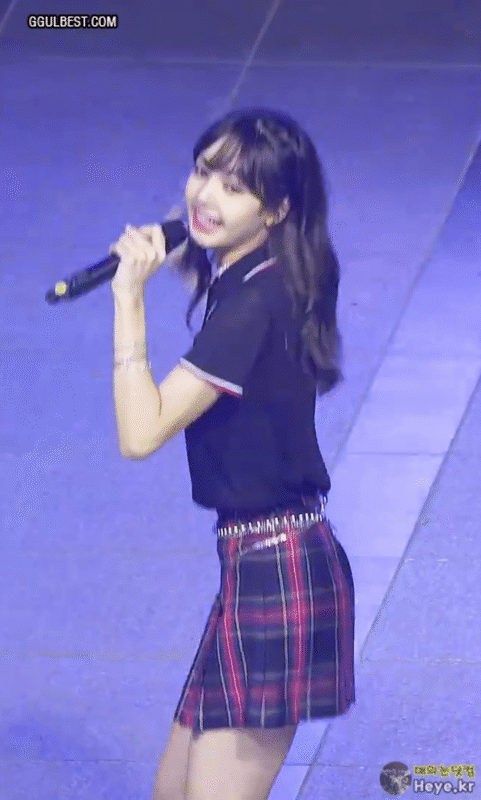 블랙핑크 리사 검정 시스루