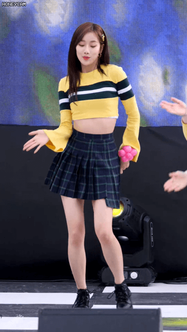 190427 APRiL 나은 직캠 (FANCAM) @리베라 그린나눔한마당 by SPHiN