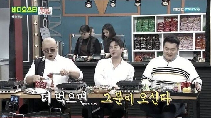 다이어트 중 도넛 먹고 폭주