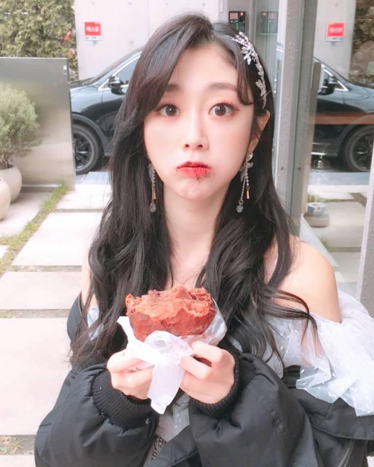 러블리즈 눈큰애