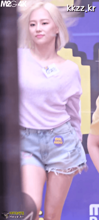 헐렁한 니트 CLC 예은