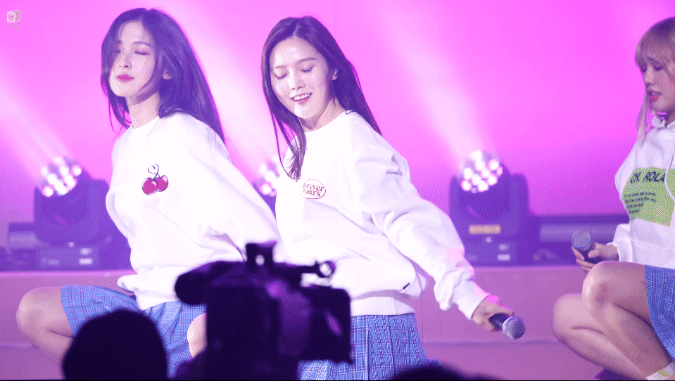 190420 오마이걸 효정 (HyoJung) - 팬미팅 오늘도 미라클 (Fan Meeting) [직캠 / FANCAM] [4K…