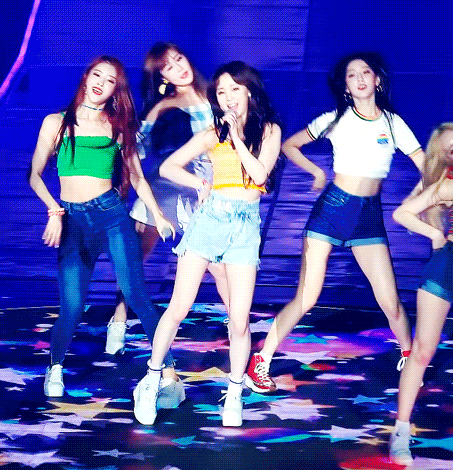 물총놀이 러블리즈