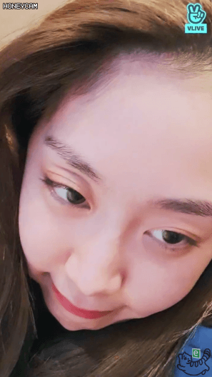 지수 : 전 이렇게 생겼습니다