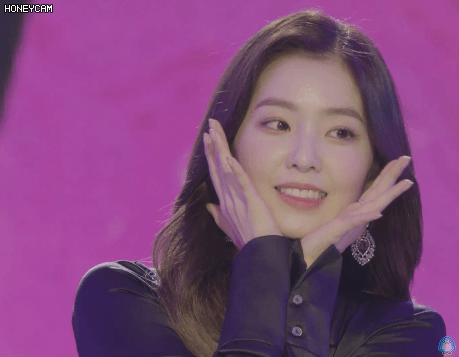 셔츠 단추 네 개 풀은 레드벨벳 아이린