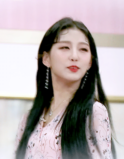 봄바람처럼 살랑살랑 예인이