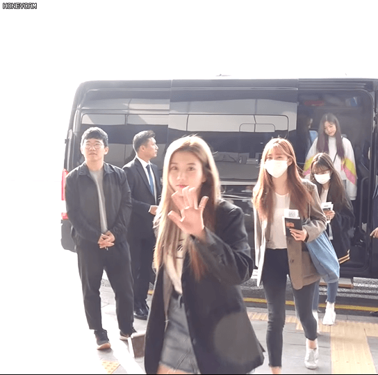 190423 아이즈원 출국