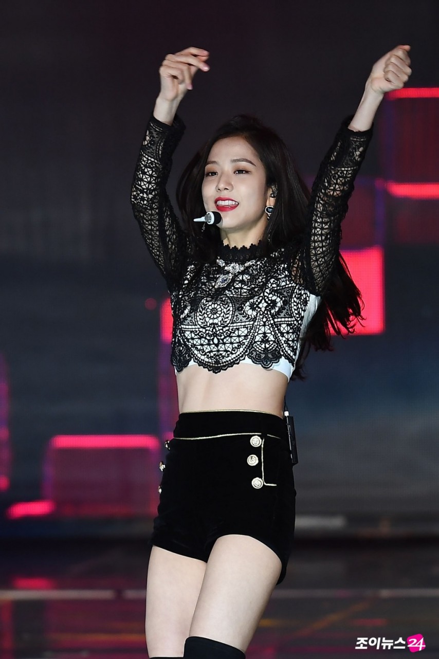 지수 뚜두뚜두