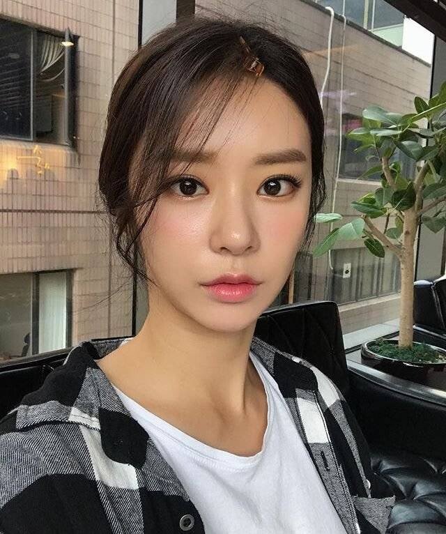 걸그룹 레인보우로 데뷔할뻔 했던 배우