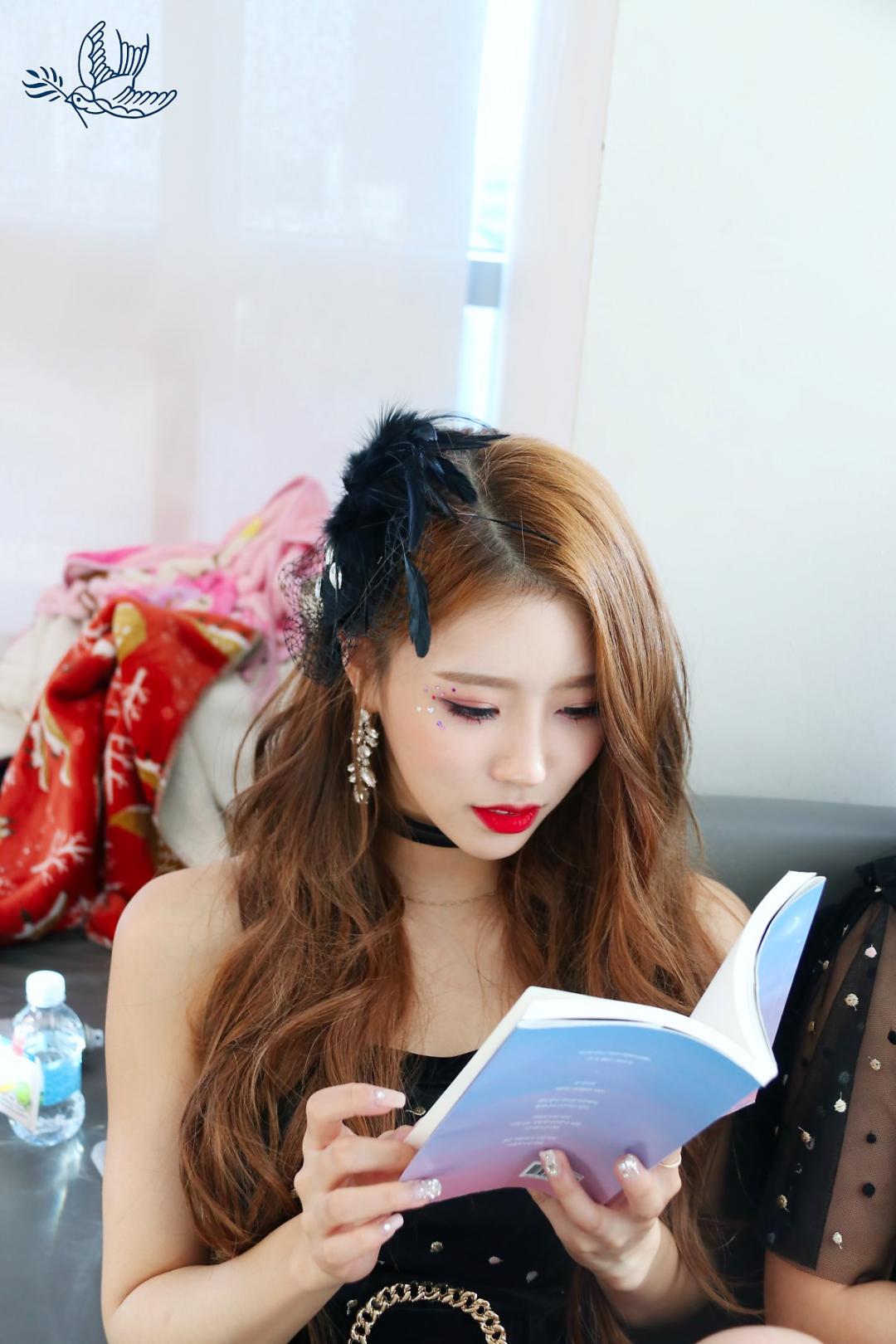 Lovelyz 소중했던 기억들로 Rewind 스압~