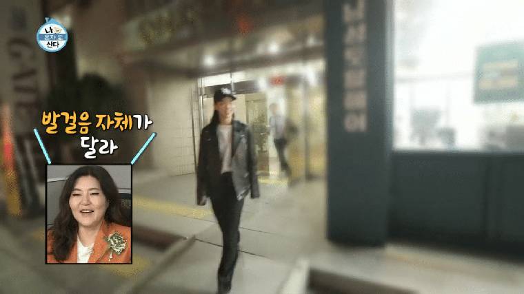 똥싸기 직전 위기의 여배우