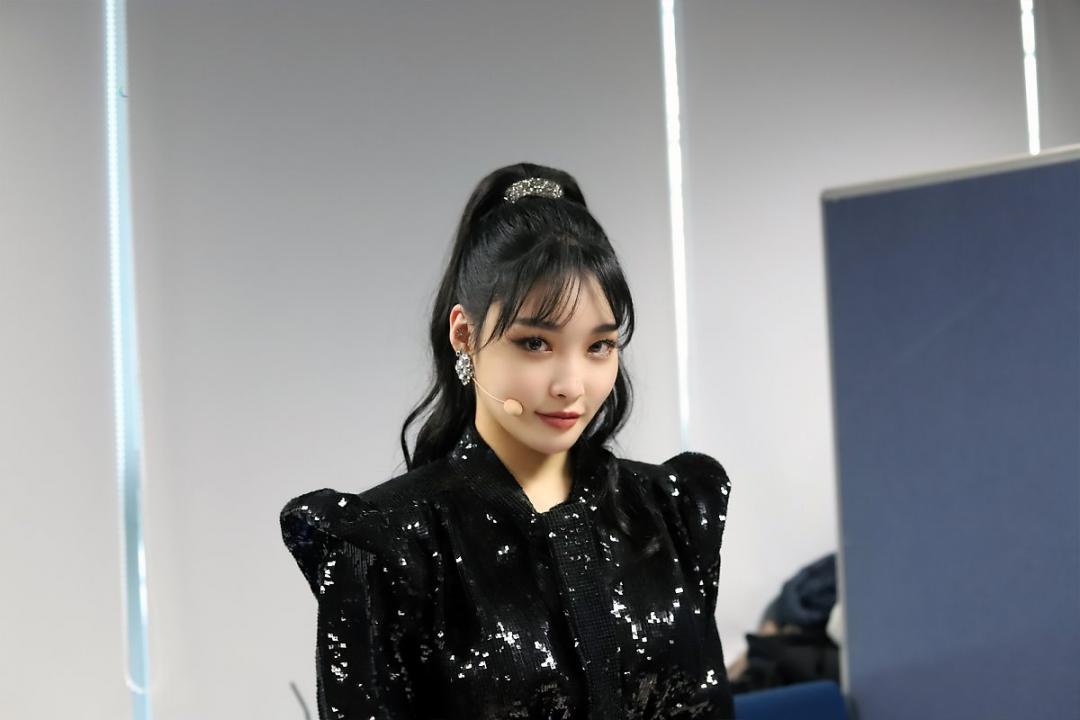 청하의 대기실 벌써 12시 활동기