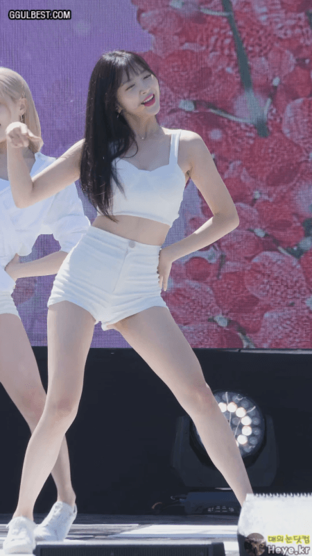 흰크롭나시 라붐 해인