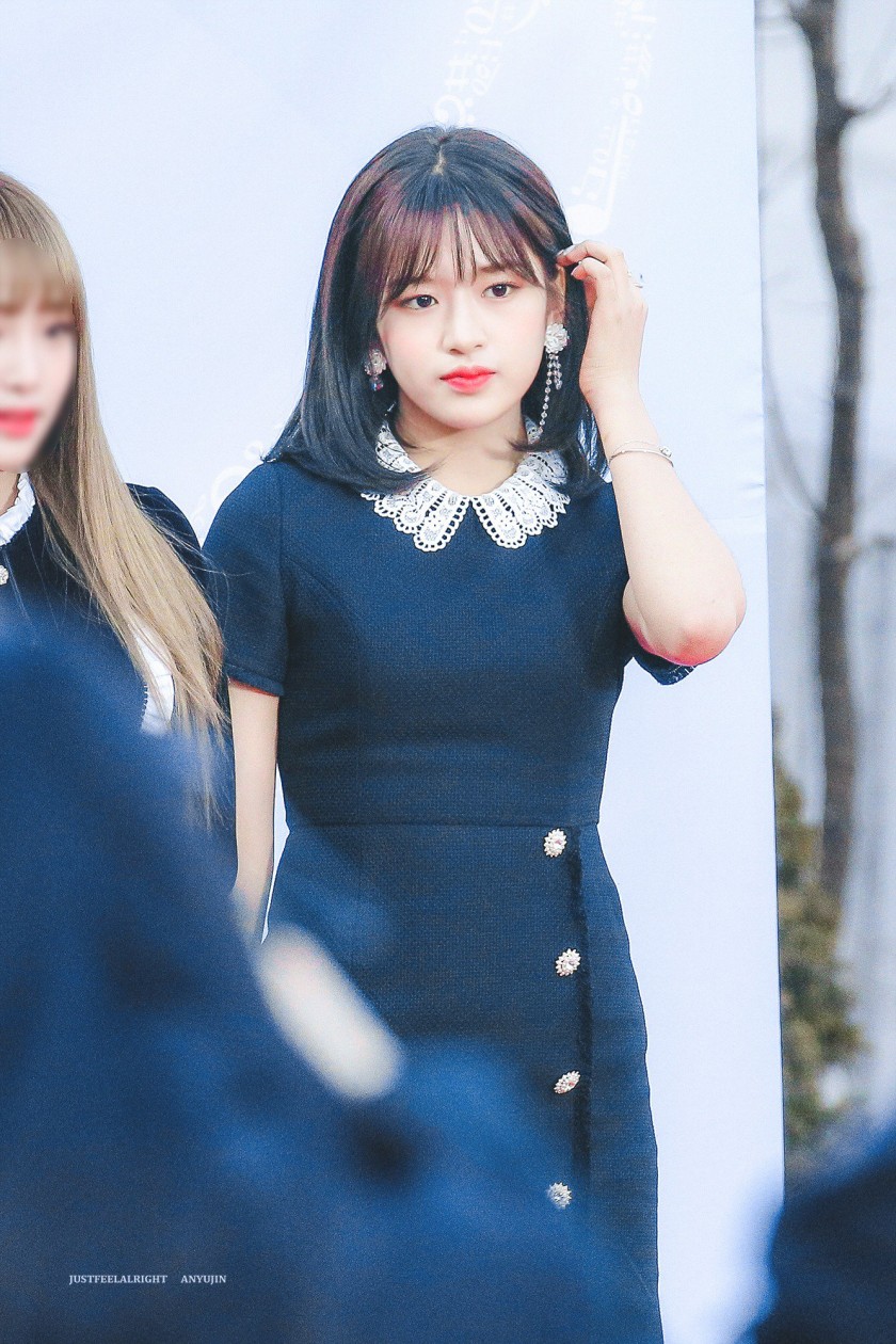 권은비 안유진 (31장)