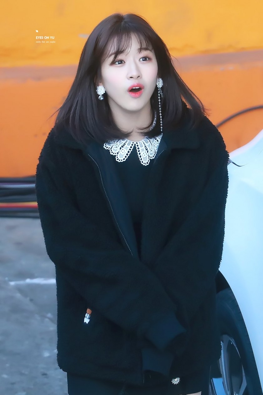 권은비 안유진 (31장)