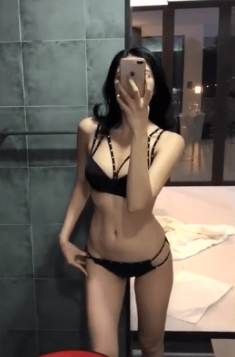 몸매자랑녀.gif