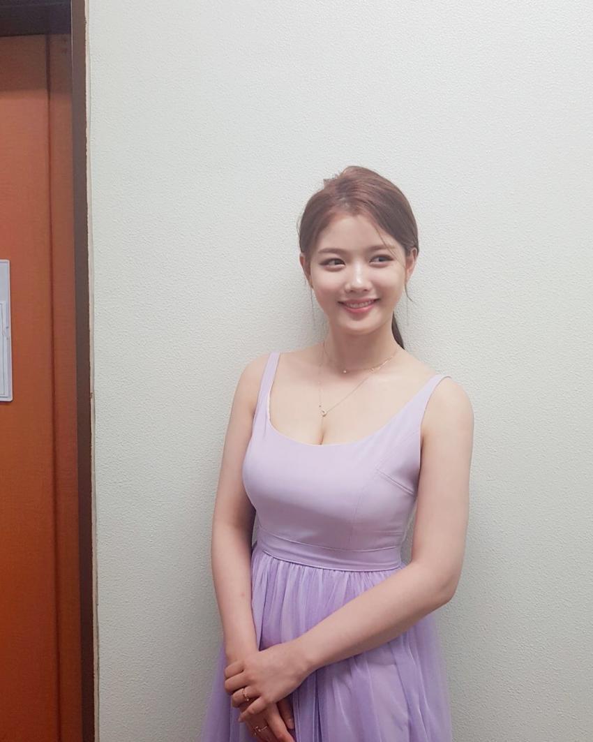 아린이랑 동갑인 김유정