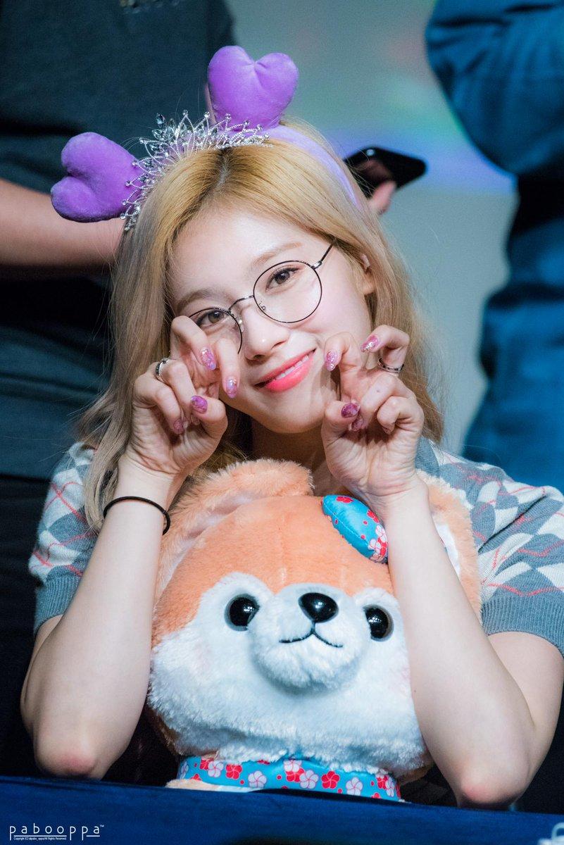 190505 일지 아트홀 팬 싸인회