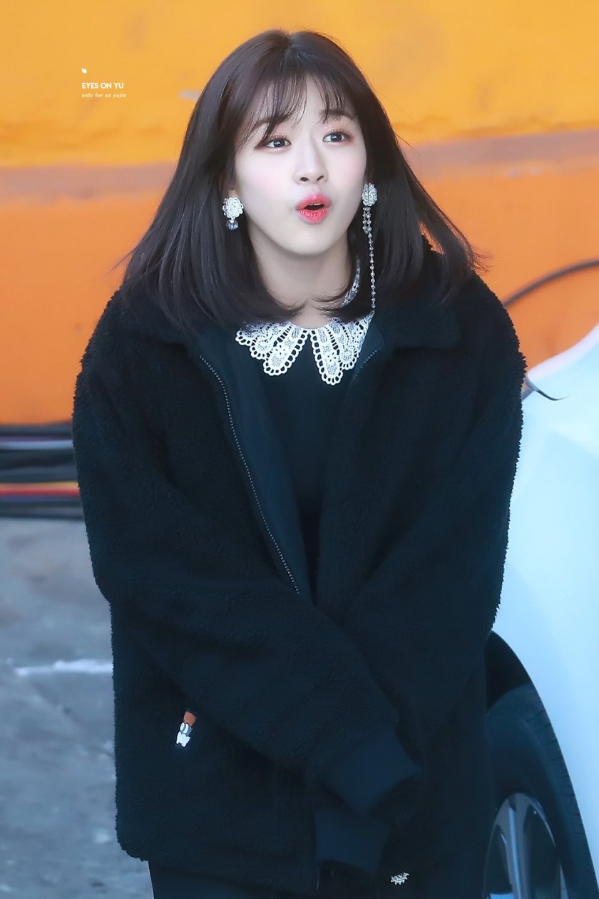 권은비 안유진 (31장)