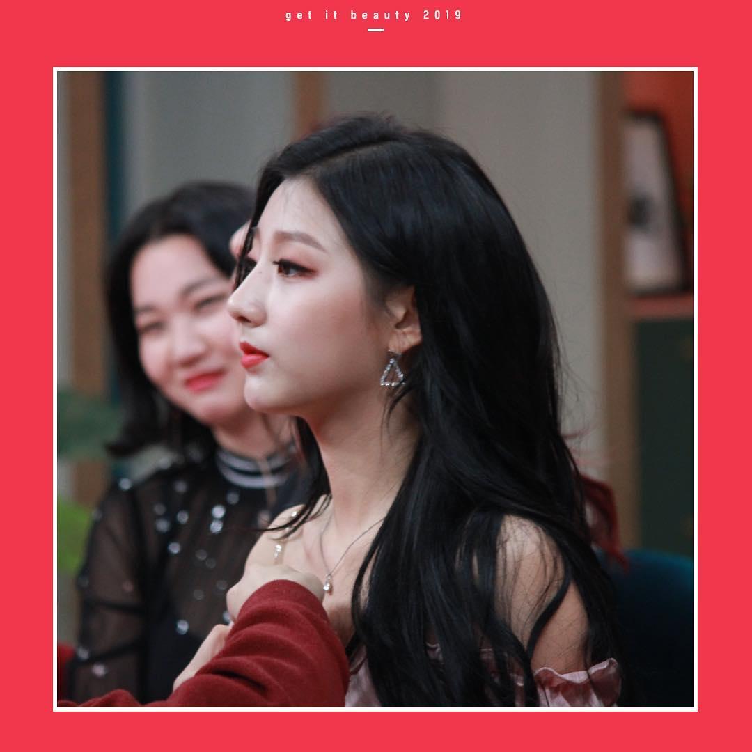 러블리즈 정규직돌 리뷰요정 코라니