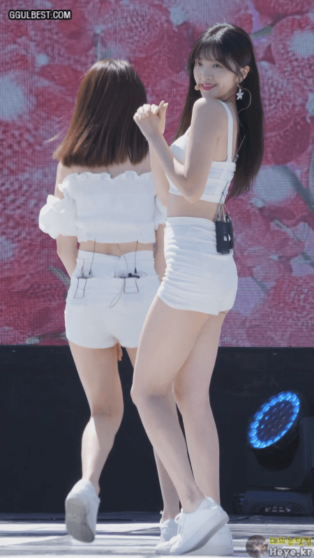 흰크롭나시 라붐 해인