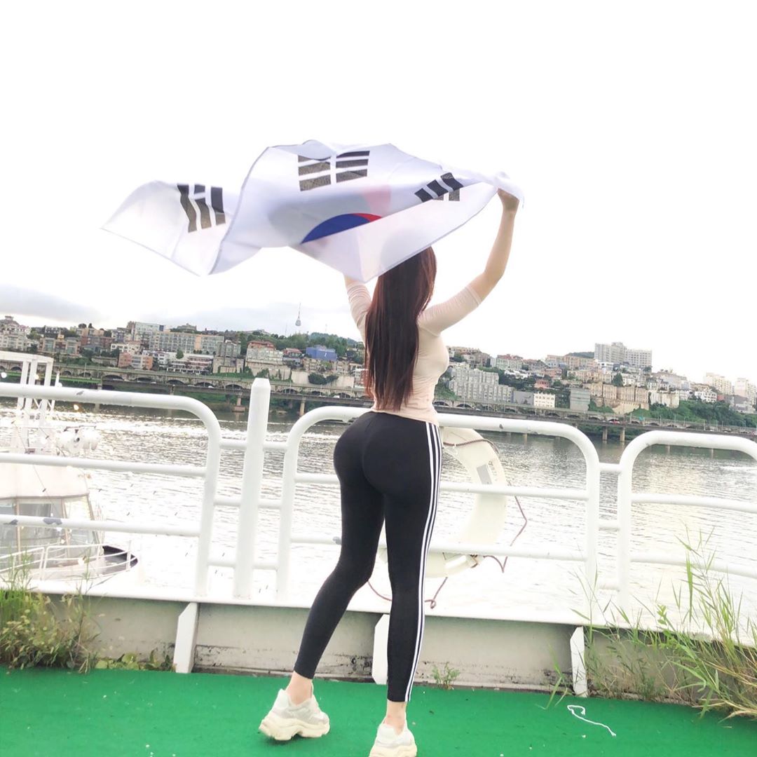 유튜버 애프리 몸매