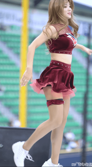 정유민 치어리더.gif