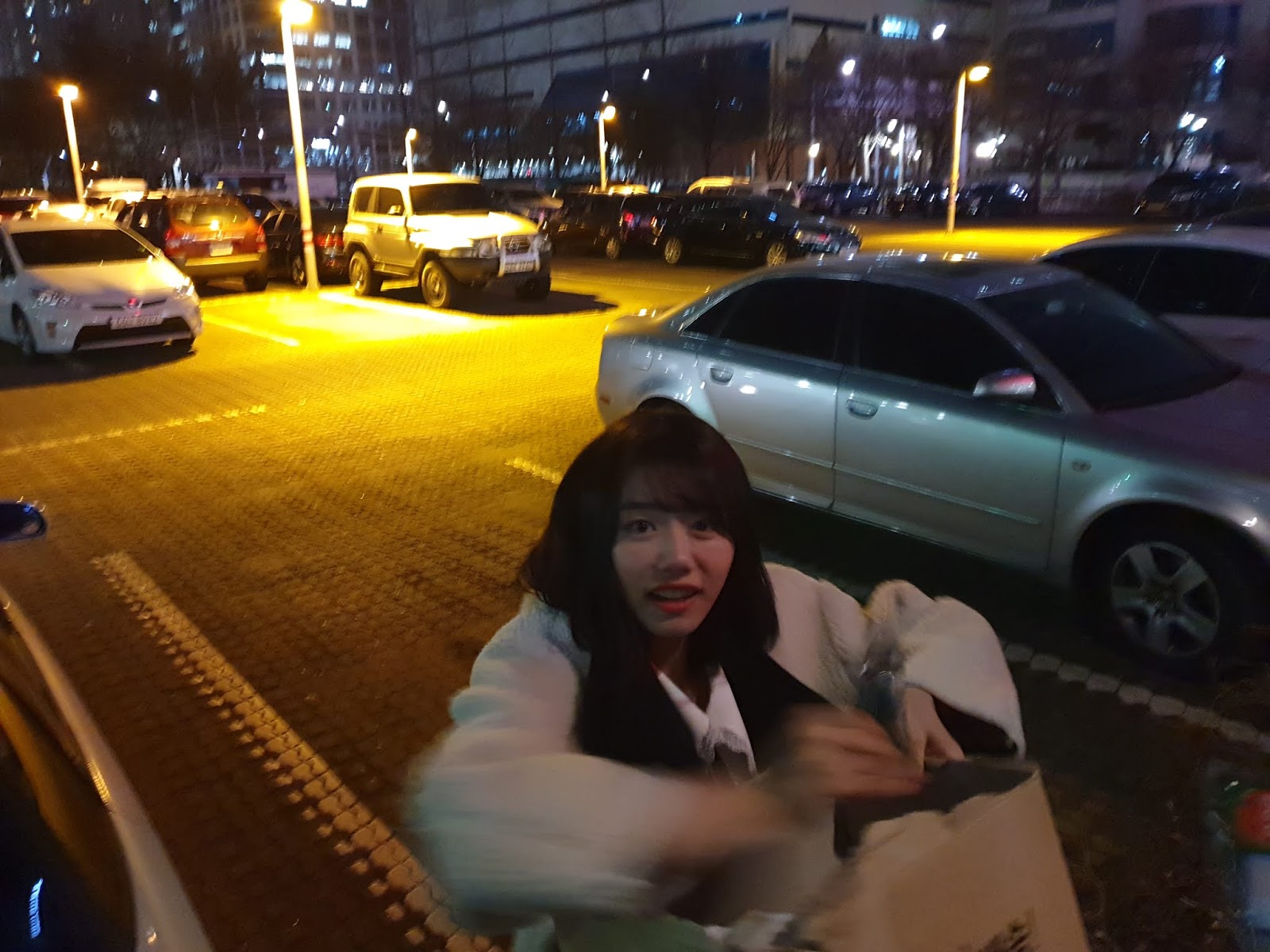 핫팩 나눠주는 소혜