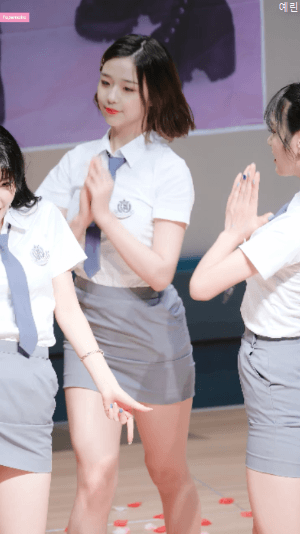 어제 교복 채연