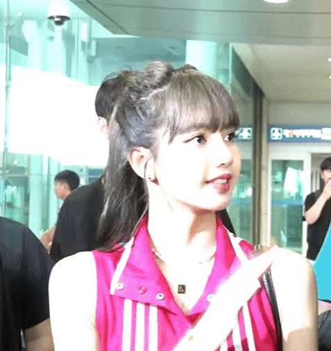 블랙핑크 리사 입국