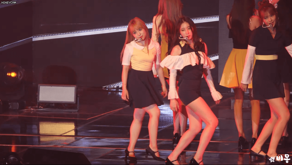 KB Liiv 아이즈원(IZONE) 야부키나코