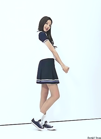 스쿨룩스 X 아이즈원 하복 촬영 현장 원영