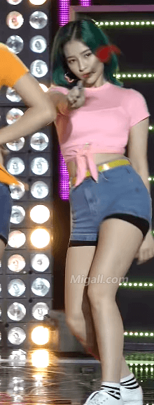 핑크티 입은 낸시