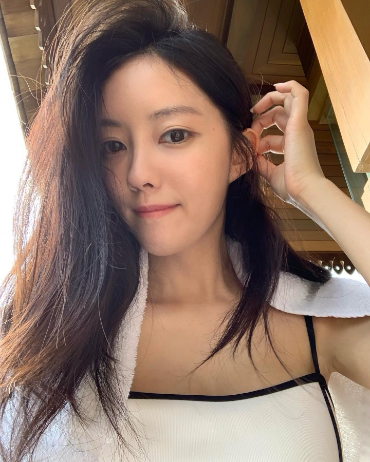럭셔리 여행 간 효민 수영복