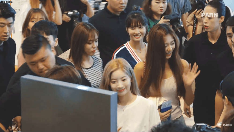 트와이스(TWICE) 김포공항출국