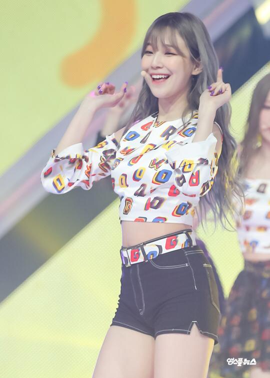 프로미스나인 백지헌