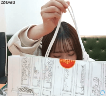 위키미키 유정 먹방