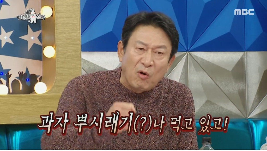 엄마랑 싸우는 아들 얘기 듣고 극대노