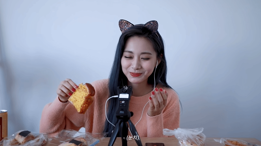Yes, I am Tzuyu. ASMR Interview