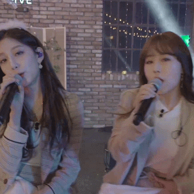 러블리즈 루프탑 라이브