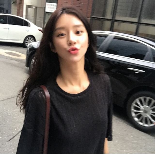 걸그룹 레인보우로 데뷔할뻔 했던 배우